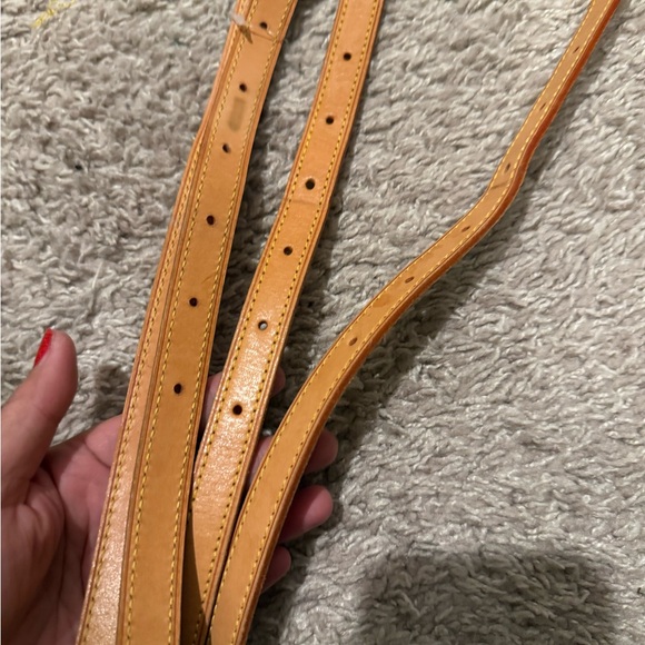 Louis Vuitton bucket bag straps B43 - Picture 2 of 8